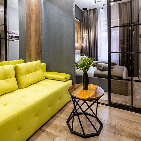 Alfa Apartments Kulisha 12 リヴィウ エクステリア 写真