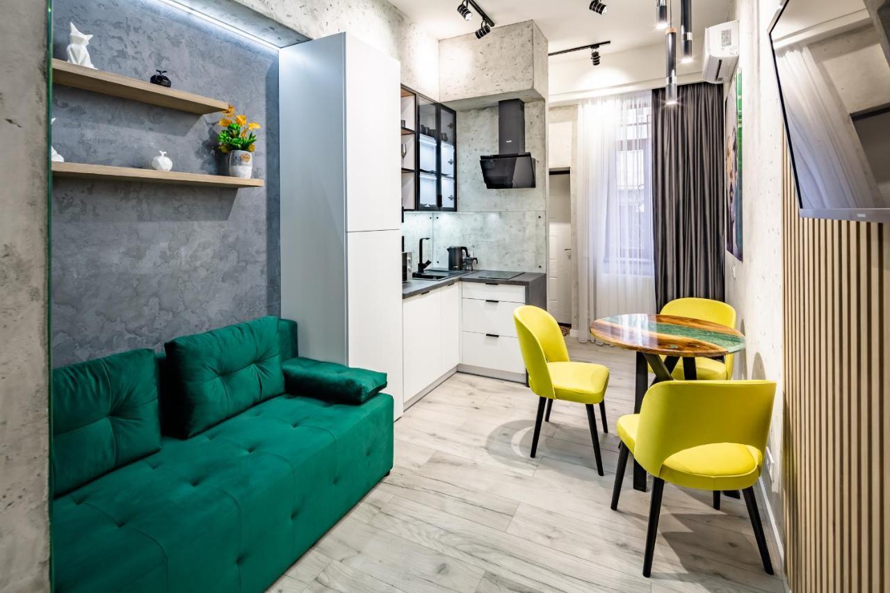 Alfa Apartments Kulisha 12 リヴィウ エクステリア 写真